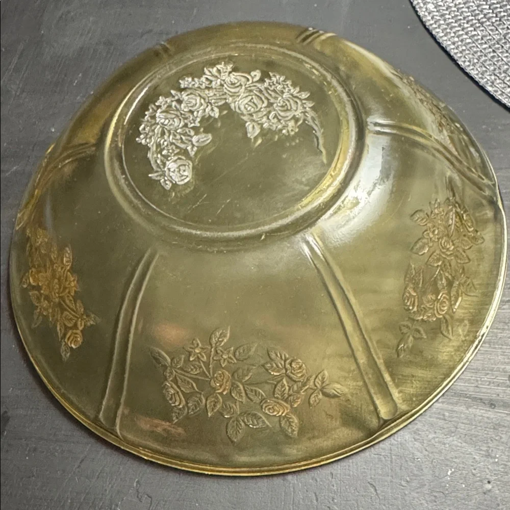 Vintage Federal Amber Depression Glass Bowl Sharon Cabbage Rose pattern